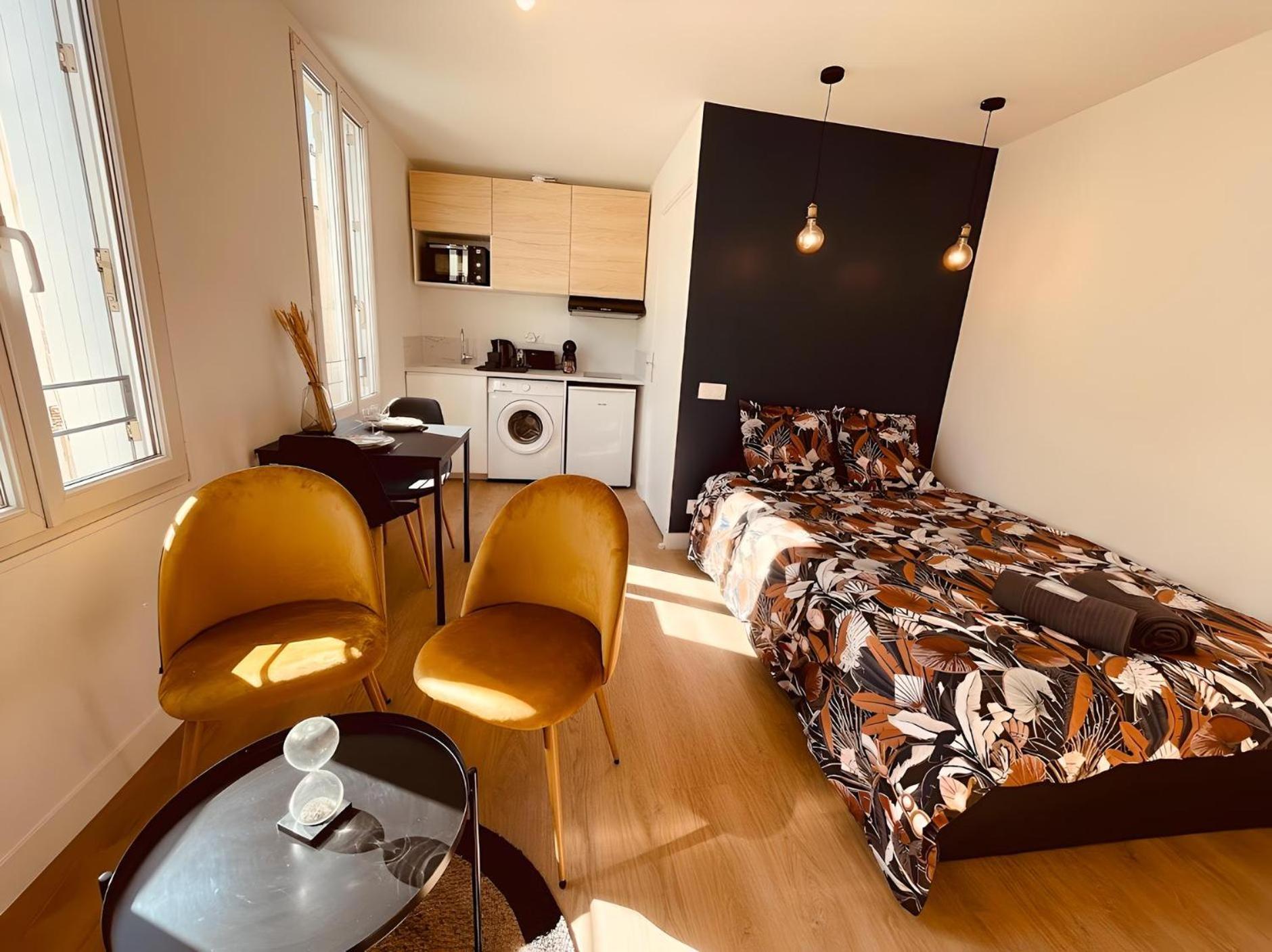 Apartamento Le deep blue - Centre historique - Wifi et Netflix - Stationnement aisé Niort Exterior foto